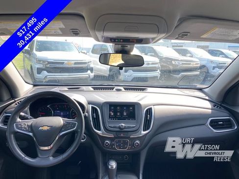 Used 2019 Chevrolet Equinox LT w/ Driver Convenience Package FWD image 21