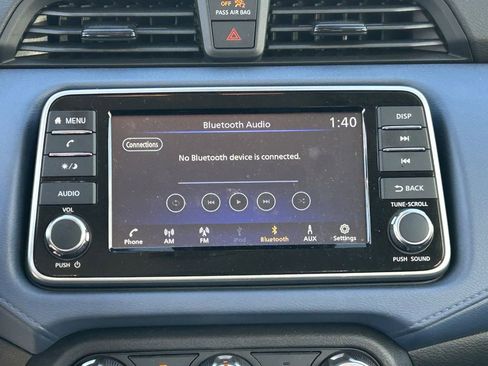 Used 2025 Nissan Versa SV w/ Trunk Package image 13