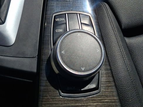 Used 2018 BMW 330i xDrive Sedan AWD/4WD image 26