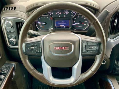 Used 2020 GMC Sierra 1500 Elevation w/ Elevation Value Package image 40