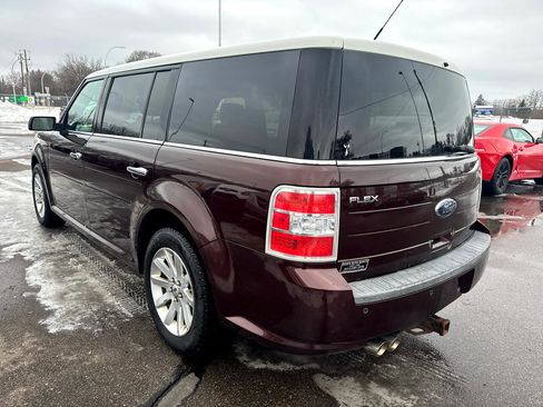 Used 2009 Ford Flex SEL image 7