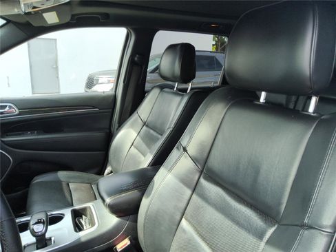 Used 2015 Jeep Grand Cherokee High Altitude RWD image 17