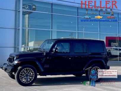 Used 2024 Jeep Wrangler High Altitude