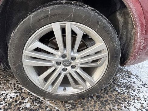 Used 2018 Audi Q5 2.0T w/ Premium Plus Package image 15