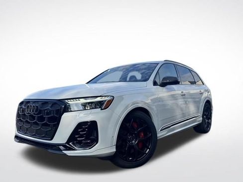 Certified 2025 Audi SQ7 Prestige AWD/4WD image 5