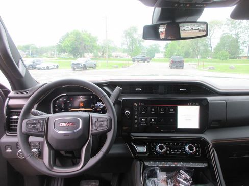 New 2026 GMC Sierra 2500 AT4 AWD/4WD image 16