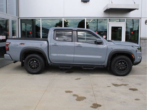 Used 2022 Nissan Frontier PRO-4X w/ Pro-4X Premium Package AWD/4WD image 4