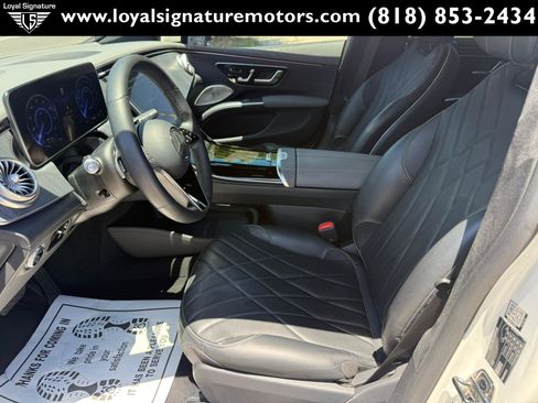 Used 2022 Mercedes-Benz EQS 450+ Sedan image 18