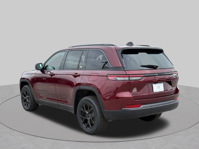 New 2026 Jeep Grand Cherokee Altitude AWD/4WD image 6
