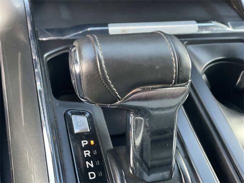 Certified 2022 Ford F150 Lariat w/ Equipment Group 502A High image 17