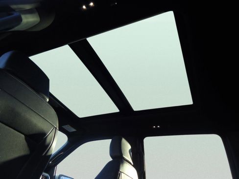 Used 2023 Ford F150 Lariat w/ Equipment Group 502A High image 33