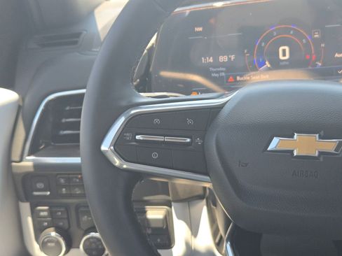 Used 2025 Chevrolet Tahoe Premier AWD/4WD image 21