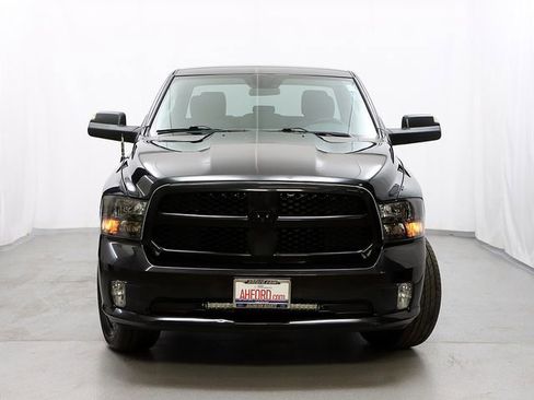 Used 2017 RAM 1500 Express w/ Black Ram 1500 Express Group image 5