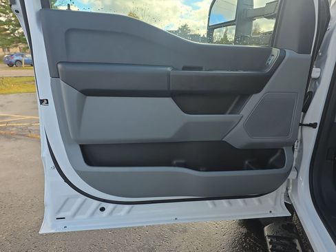 New 2025 Ford F550 XL image 11