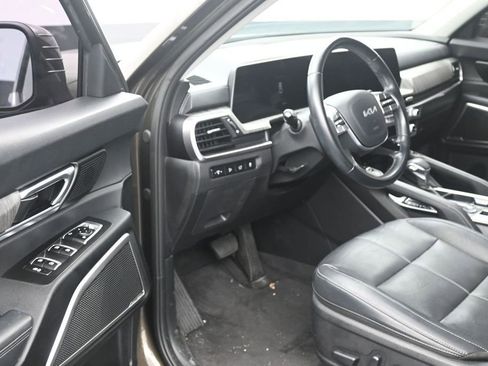 Used 2024 Kia Telluride EX FWD image 10
