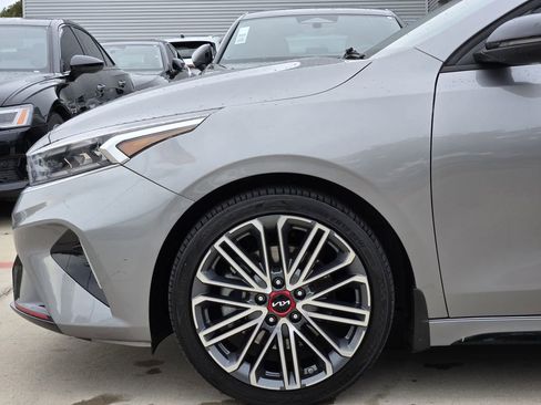 Used 2022 Kia Forte GT image 11