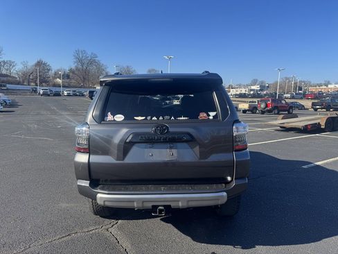 Used 2015 Toyota 4Runner Trail Premium image 11