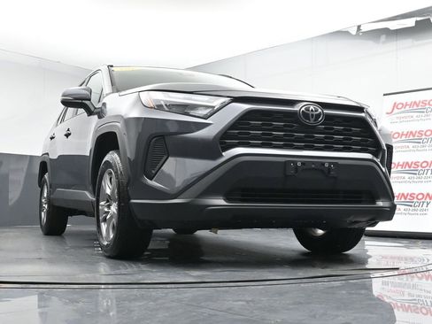 Used 2023 Toyota RAV4 XLE image 33