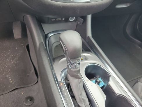 Used 2024 Chevrolet Malibu LT FWD image 23
