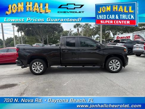 Used 2020 Chevrolet Silverado 1500 Custom w/ Custom Value Package RWD image 13