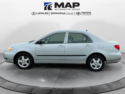 Used 2008 Toyota Corolla S FWD image 2
