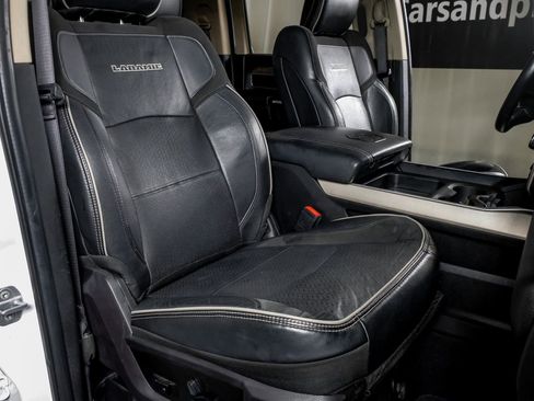 Used 2019 RAM 2500 Laramie image 29