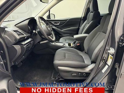 Used 2023 Subaru Forester Premium image 13