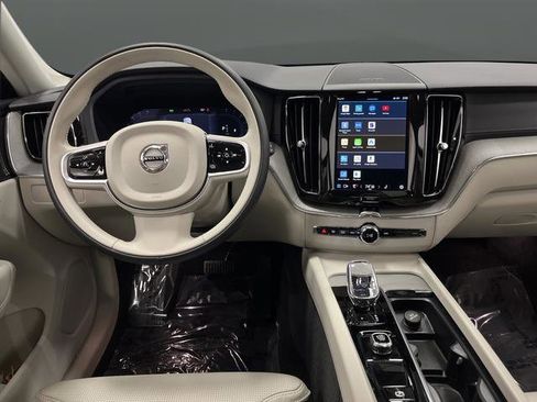 Used 2025 Volvo XC60 B5 Ultra w/ Protection Package Premier image 5