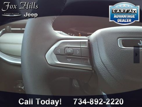 Used 2026 Jeep Compass Limited image 16