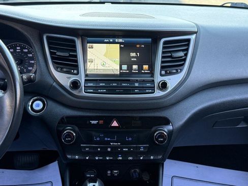 Used 2017 Hyundai Tucson Limited w/ Limited Ultimate Package 03 AWD/4WD image 28
