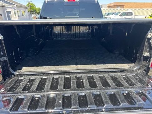 Used 2023 RAM 1500 Laramie AWD/4WD image 13