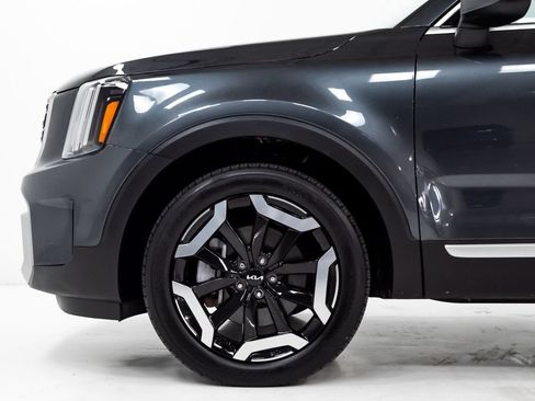 Used 2023 Kia Telluride S FWD image 30