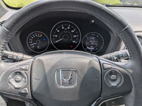 Used 2022 Honda HR-V Sport image 21