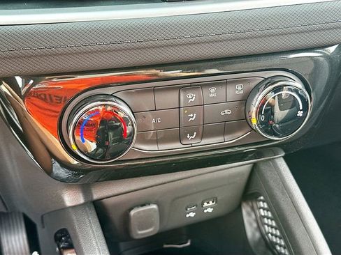 New 2026 Chevrolet TrailBlazer LT FWD image 16