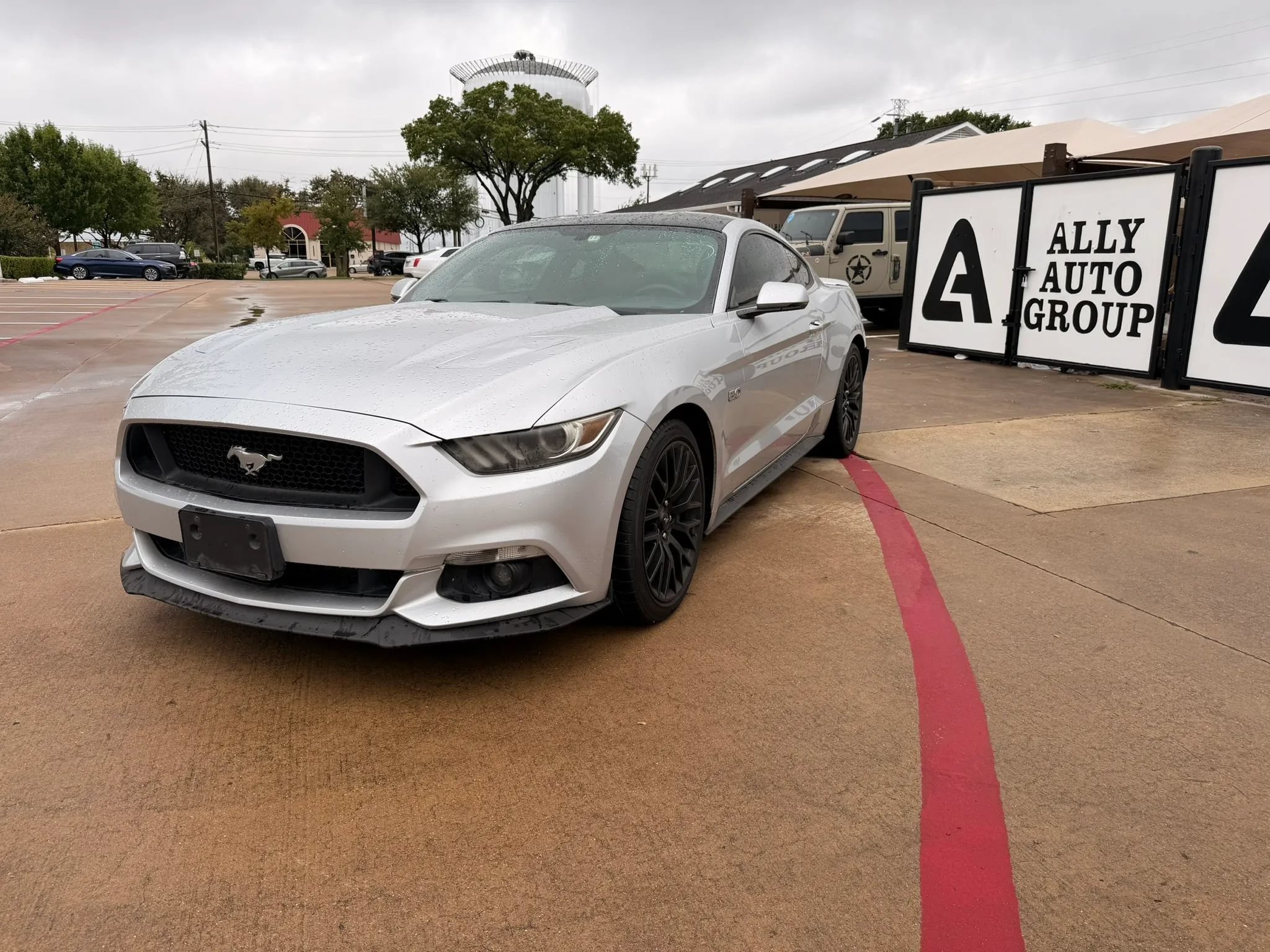 Used 2017 Ford Mustang GT Premium w/ GT Performance Package RWD image 1