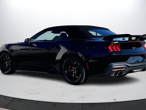 Used 2024 Ford Mustang GT Premium image 6