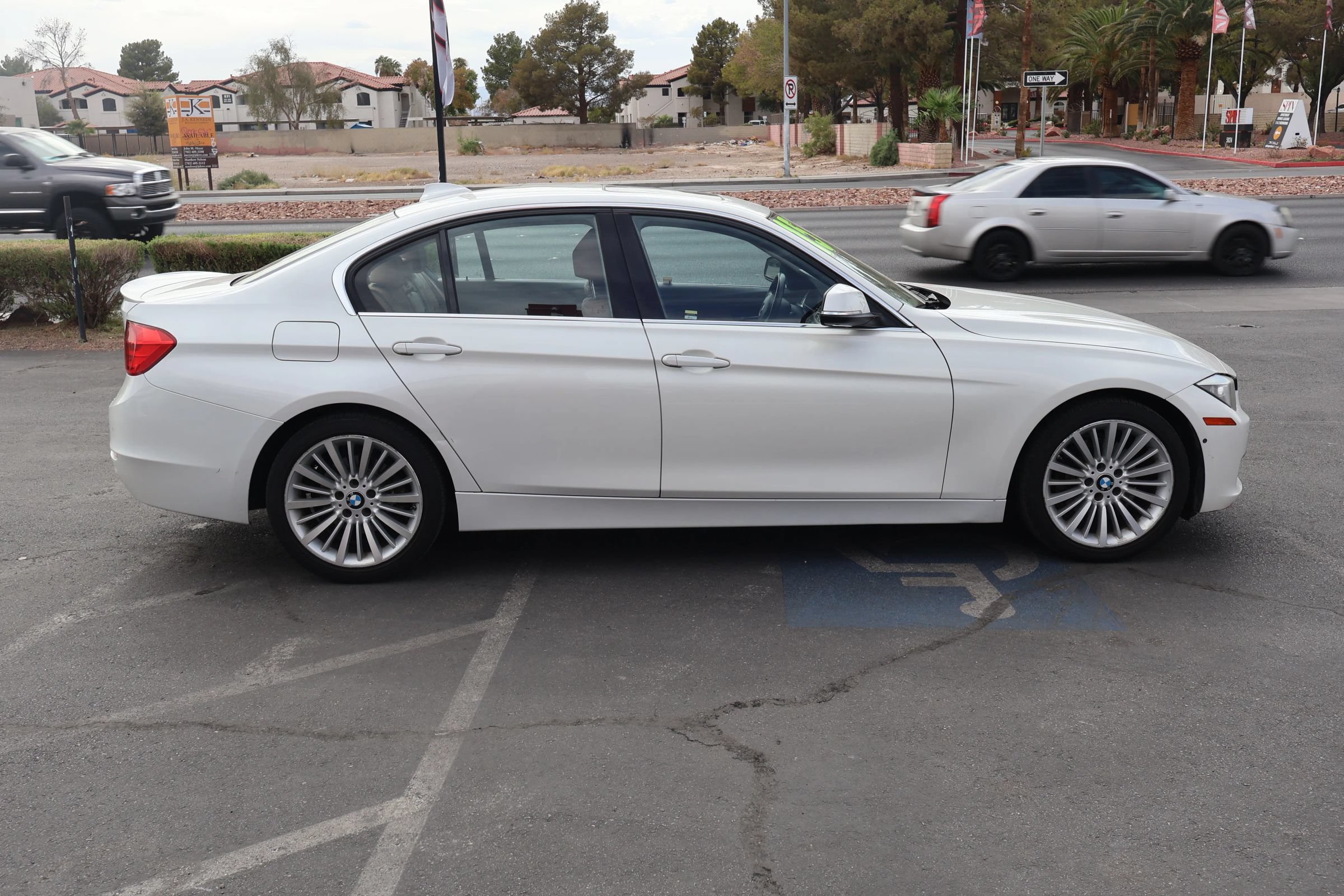 Used 2015 BMW 328i Sedan RWD image 8