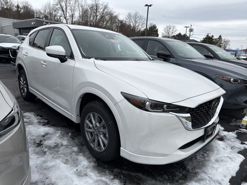 New 2025 MAZDA CX-5 AWD 2.5 S w/ Preferred Package image 2