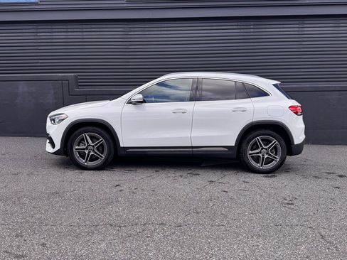 Used 2023 Mercedes-Benz GLA 250 4MATIC image 2