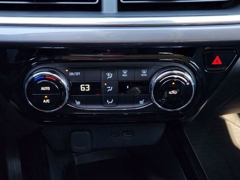 New 2026 Chevrolet Trax ACTIV w/ Sunroof Package image 15