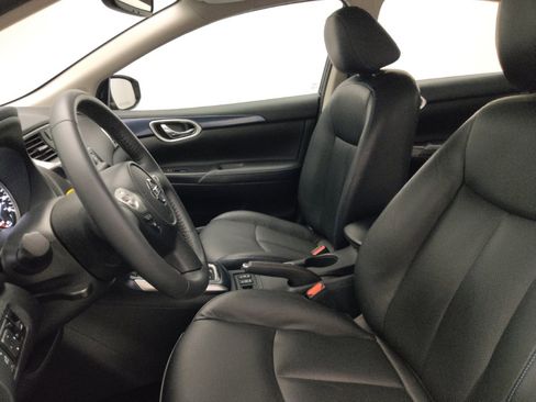 Used 2017 Nissan Sentra SR Turbo w/ SR Turbo Premium Package FWD image 17