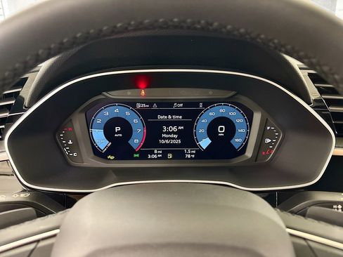 New 2025 Audi Q3 2.0T Premium Plus image 10
