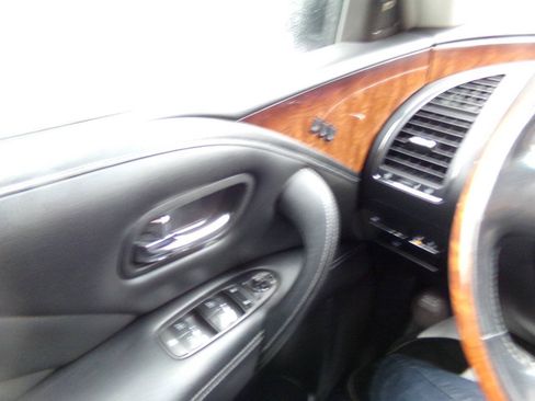 Used 2015 INFINITI QX80 4WD w/ Deluxe Technology Package image 60