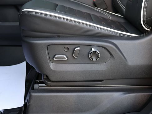 New 2025 GMC Sierra 1500 AT4X image 17