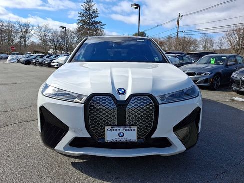 Used 2024 BMW iX xDrive50 w/ Sport Package image 2