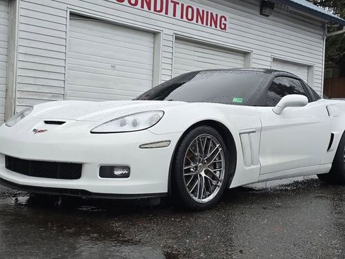 Used 2011 Chevrolet Corvette Grand Sport w/ Preferred Equipment Group image 46