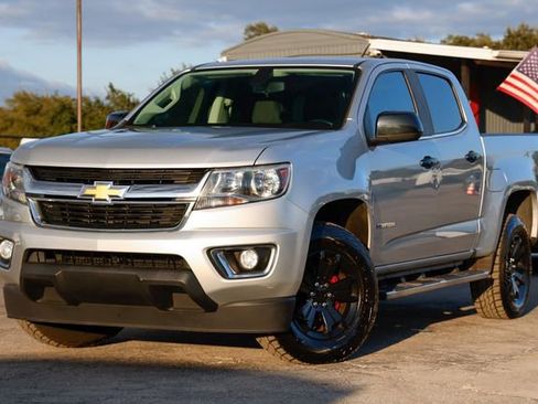 Used 2017 Chevrolet Colorado LT w/ LT Convenience Package image 1