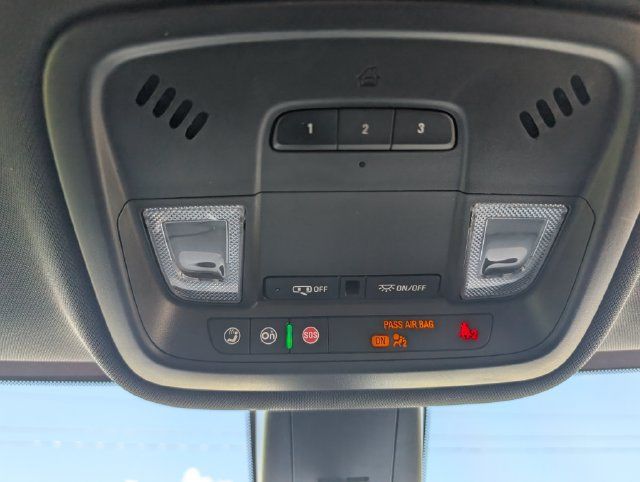 Used 2023 Chevrolet Traverse LT FWD image 26