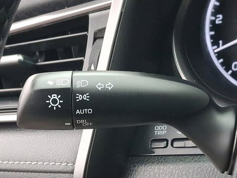 Certified 2023 Toyota Camry SE image 27