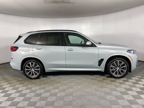 Certified 2024 BMW X5 xDrive40i w/ M Sport Package image 26